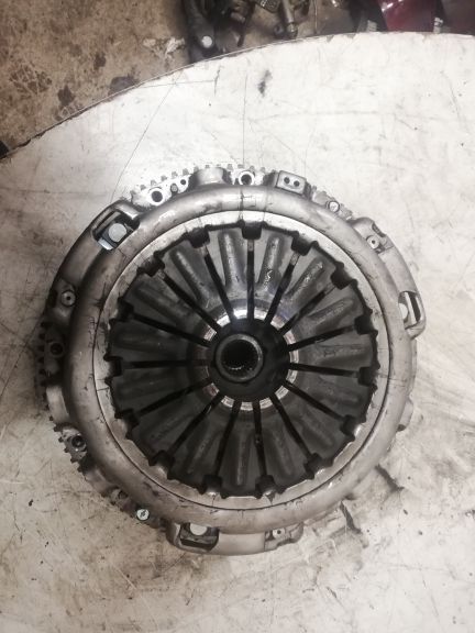 Clutch set NISSAN NAVARA II / NP300 (D40) (2004-2021)