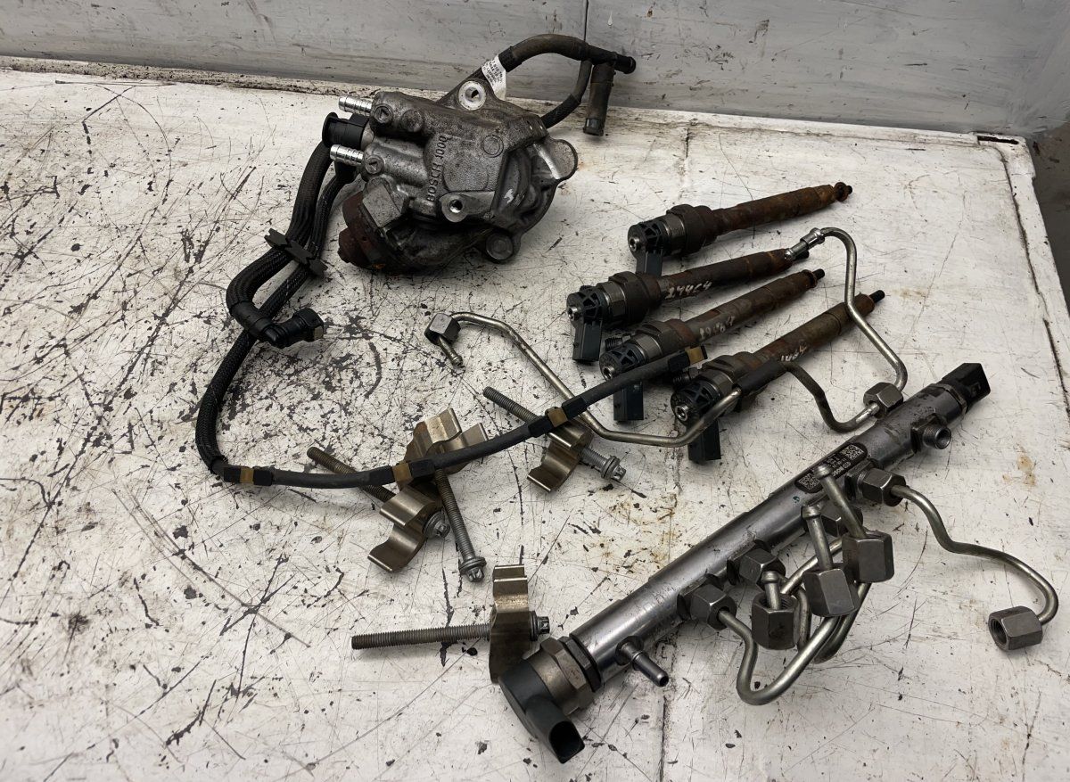 Fuel injection pump, diesel BMW X3 (F25) (2010-2017)