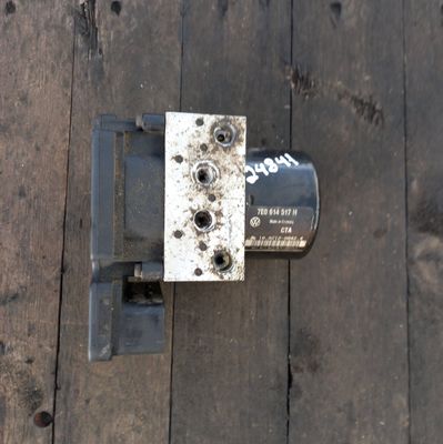 7E0614517H 7E0907379K Гидроблок/насос ABS VW TRANSPORTER T5/MULTIVAN (7H, 7E, 7J) (2003-2015)