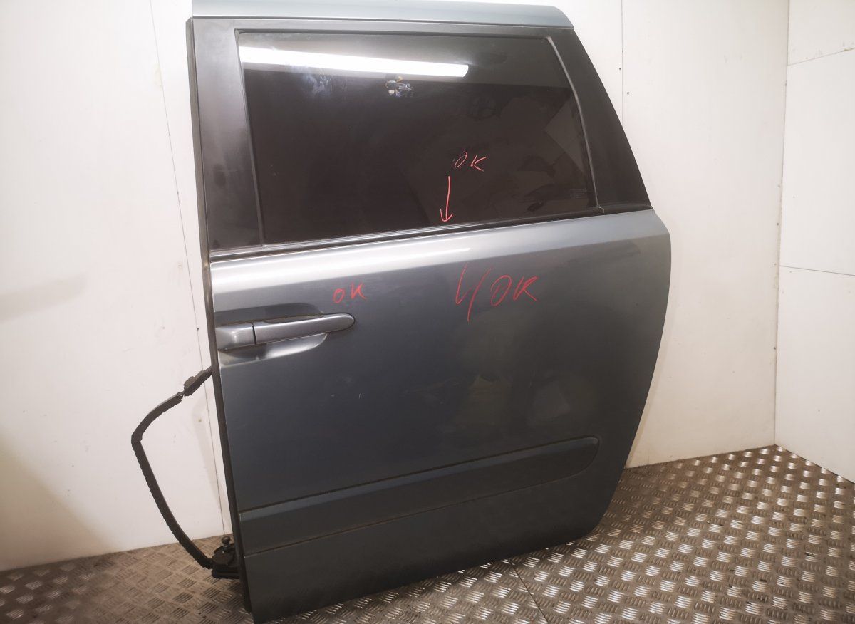 Sliding door left KIA CARNIVAL III (VQ) (2005-2014)