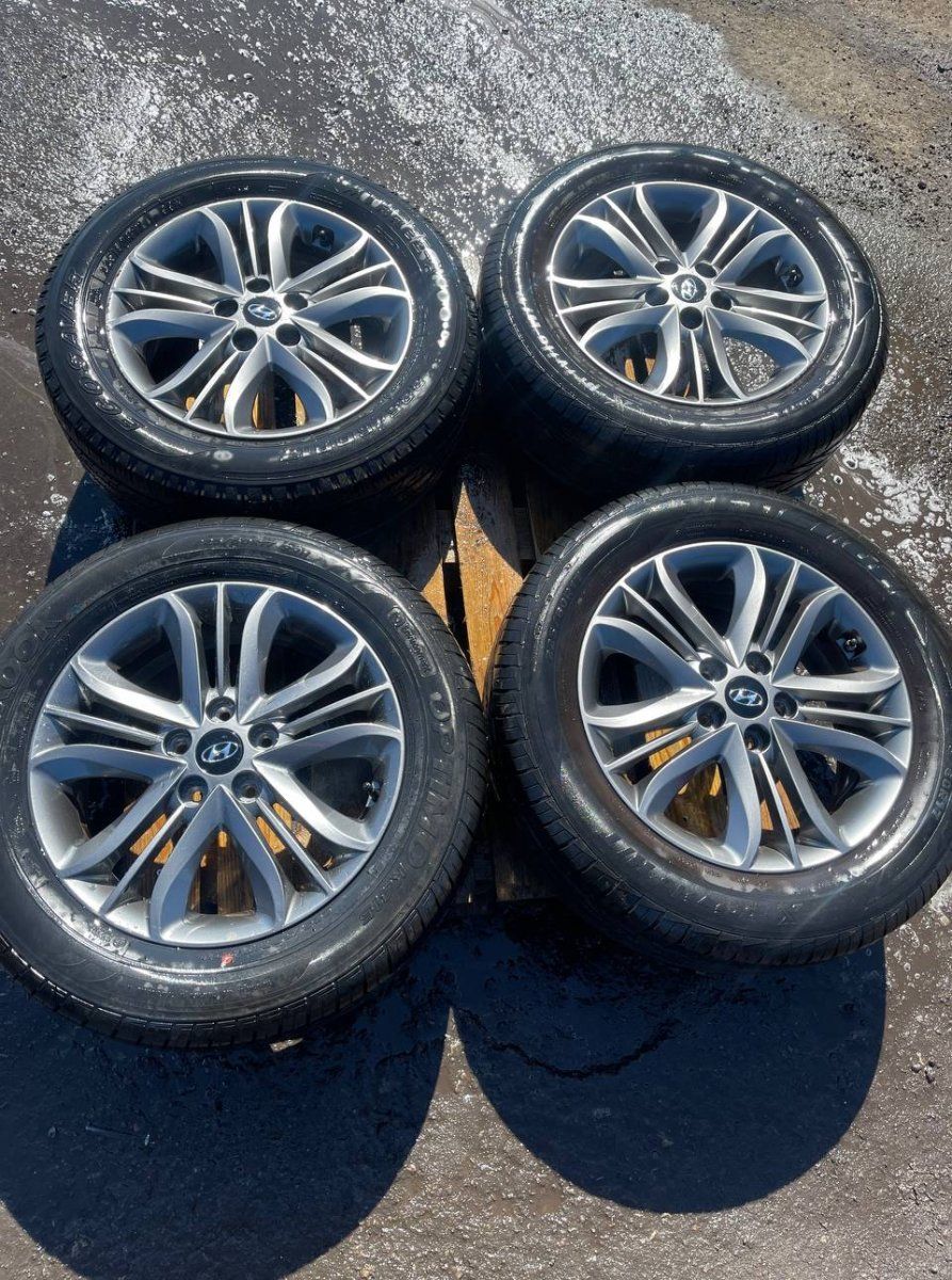 6.5JX17 ET48 D67.1 5X114.3 Rim set With Tyres 4 pcs HYUNDAI TUCSON II / ix35 I (LM) (2009-2017)
