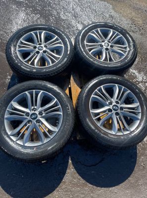 6.5JX17 ET48 D67.1 5X114.3 Disku komplekts Ar Riepām 4 gab HYUNDAI TUCSON II / ix35 I (LM) (2009-2017)