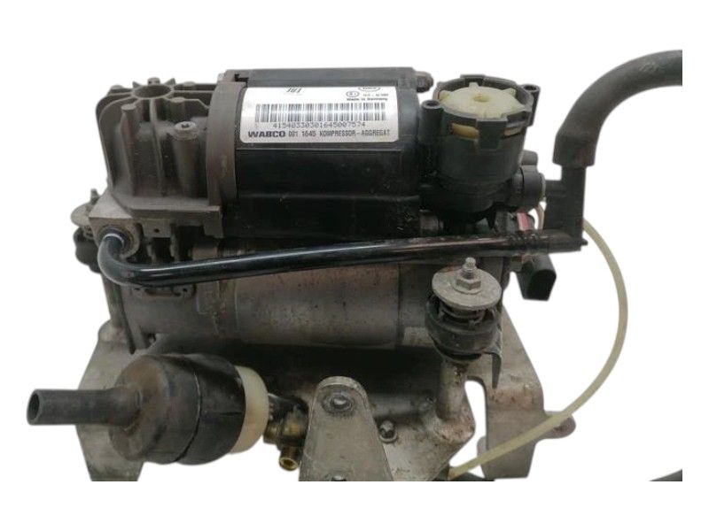 MAYBACH 57 W240 Air Suspension Pump A2403200104