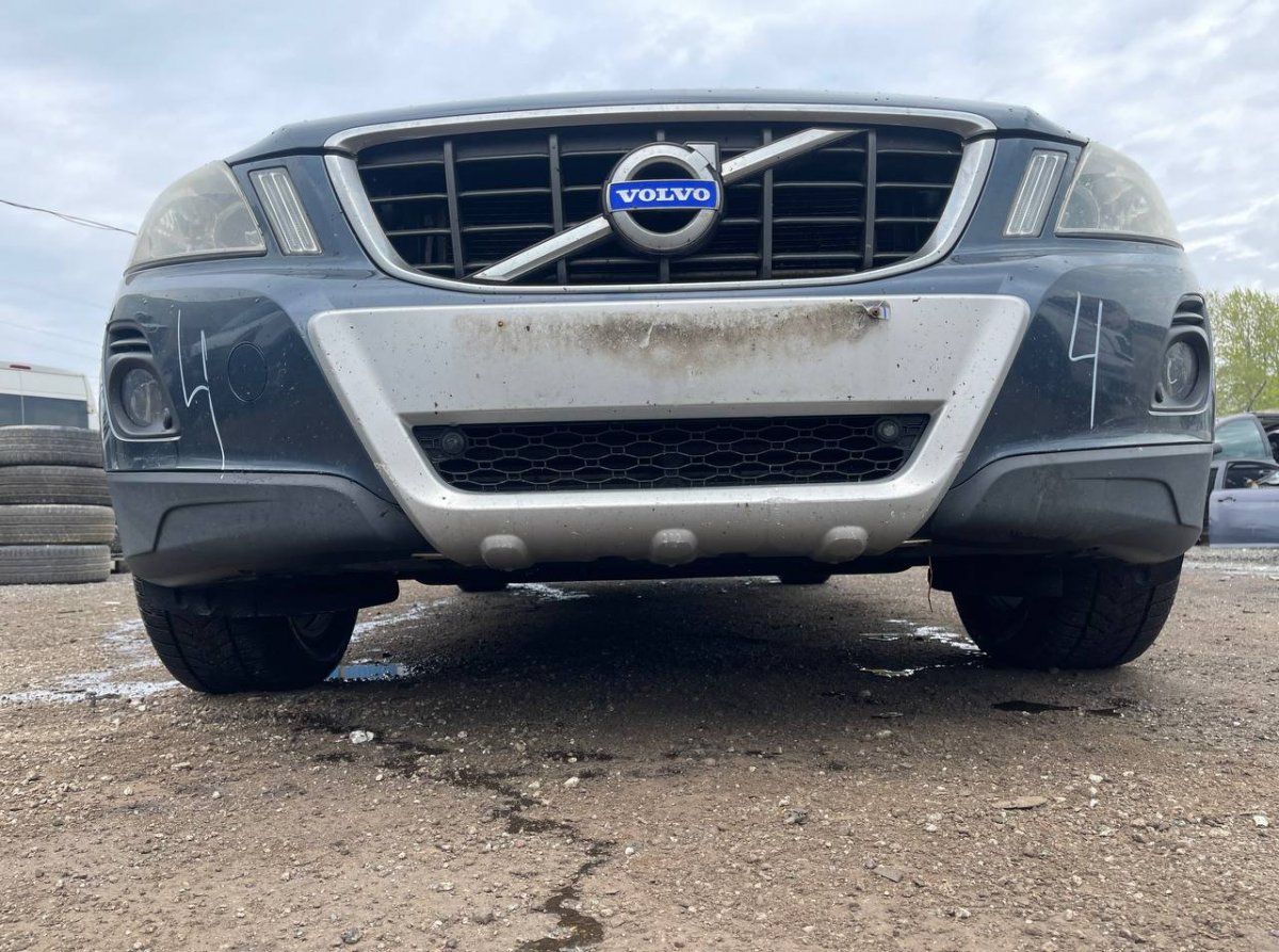 Front Bumper VOLVO XC60 I (2008-2017)