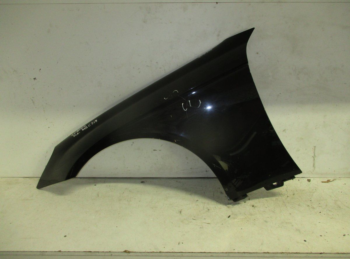 Fender Front Left MERCEDES-BENZ CLS (C219) (2004-2010)