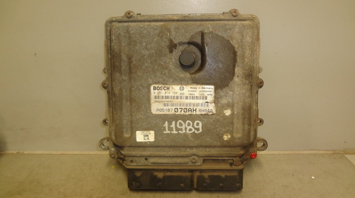 0281014788 Engine Control Unit / module (ECU) CHRYSLER VOYAGER V (RT) (2007-2016)