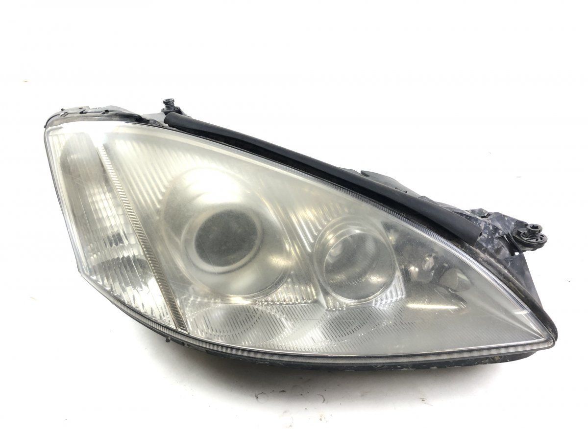 1301016113 0301216686 0301216682 Headlight right MERCEDES-BENZ S-CLASS (W221) (2005-2013)
