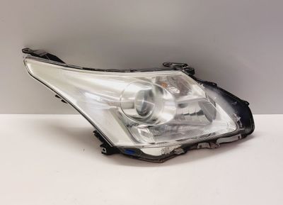 81126-05310 8112605310 279-120R Reflektor prawy TOYOTA AVENSIS (T270) (2009-2018)