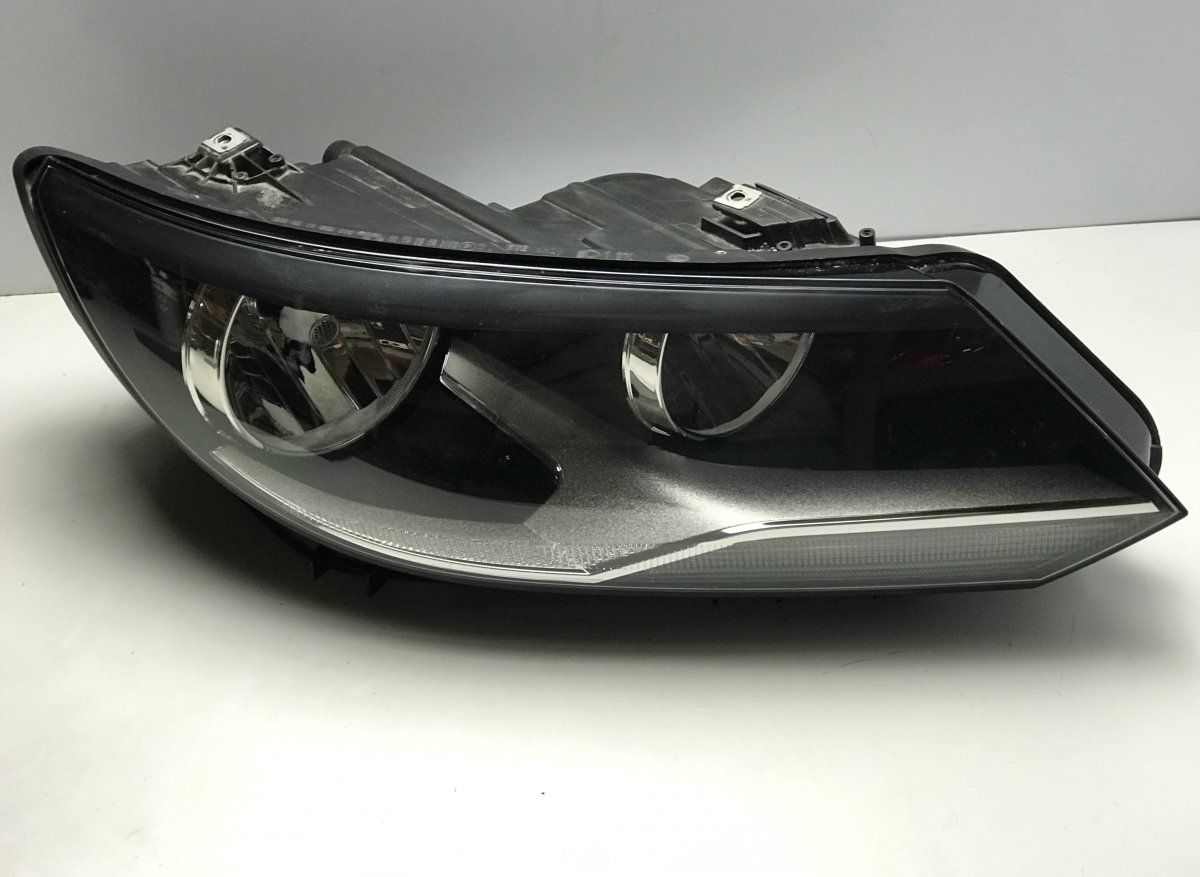 5N1941006 Headlight right VW TIGUAN I (5N) (2007-2018)
