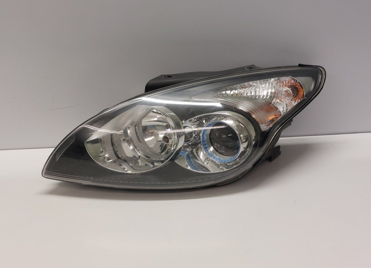 921012L120 92101-2RXXX Headlight left HYUNDAI i30 I (FD) (2007-2012)