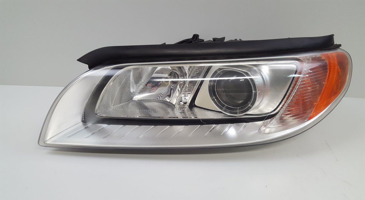 31214349 Headlight left VOLVO V70 III (BW) (2007-2016)