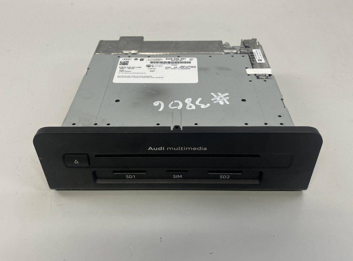 8W0035897 GPS Navigator CD - Player AUDI A4 (8W, B9) (2015-)