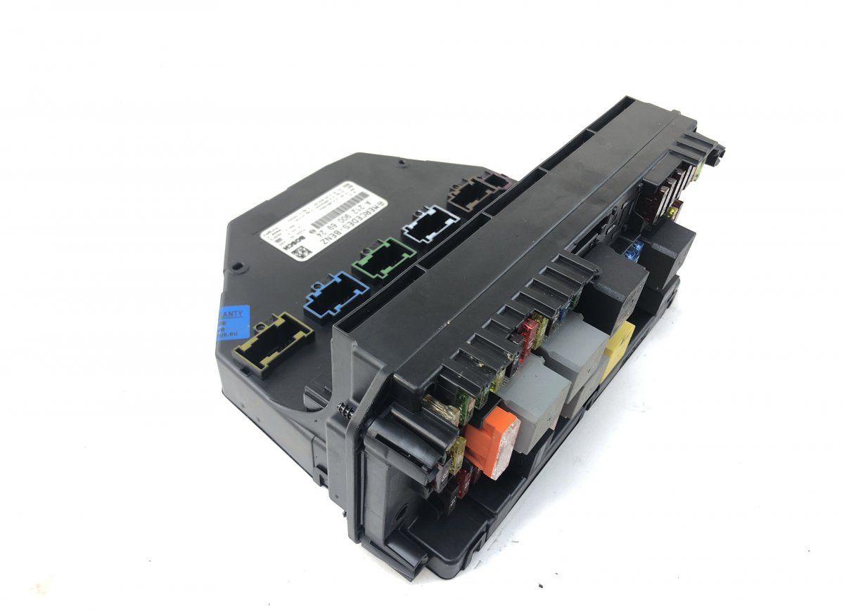 F005V01525 Fuse box MERCEDES-BENZ E-CLASS (W212) (2009-2016)
