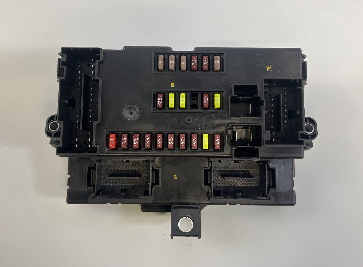 1389975080 116RAI-000029 10R-041061 Fuse box PEUGEOT BOXER (2006-)