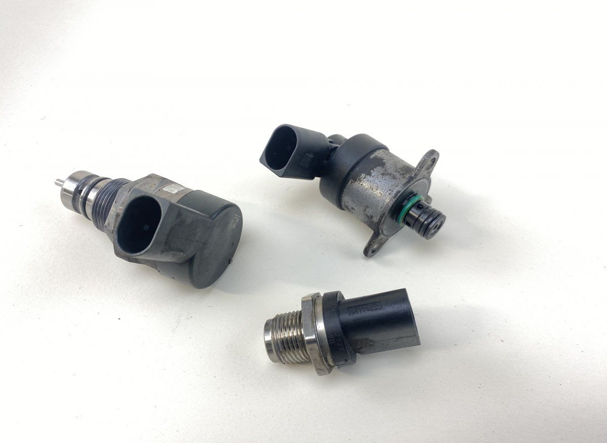 0281002927 A6420740284 0281002985 Fuel pressure regulator set MERCEDES-BENZ E-CLASS Coupe (C207) (2009-2016)