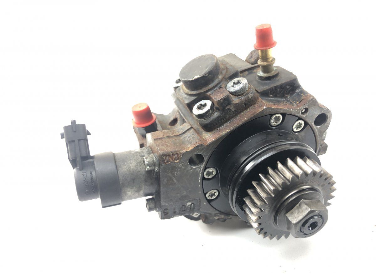 0445010250 0986437045 0986437056 Fuel injection pump, diesel MERCEDES-BENZ VITO / V-CLASS (W447) (2014-)