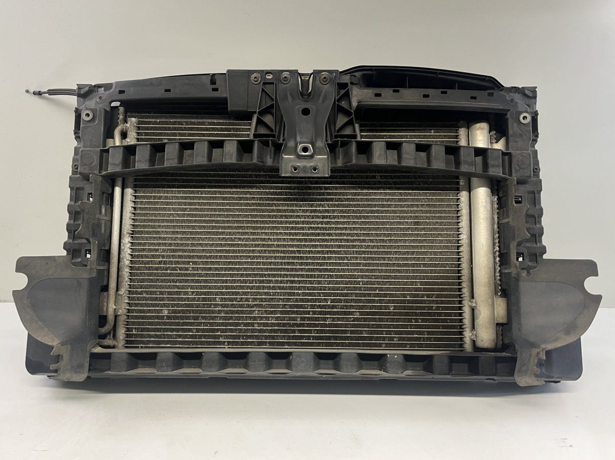 1K0121253BB 1K0121207BB Front panel VW GOLF VI (5K) (2008-2013)