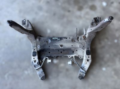 31116872729 Belka osi przedniej BMW X1 (F48) (2014-2022)