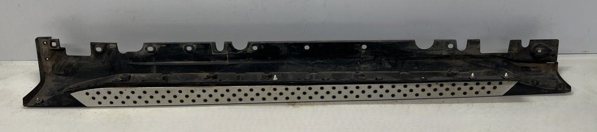 51777184420 7184420 Foot / side step right BMW X6 (E71, E72) (2008-2014)