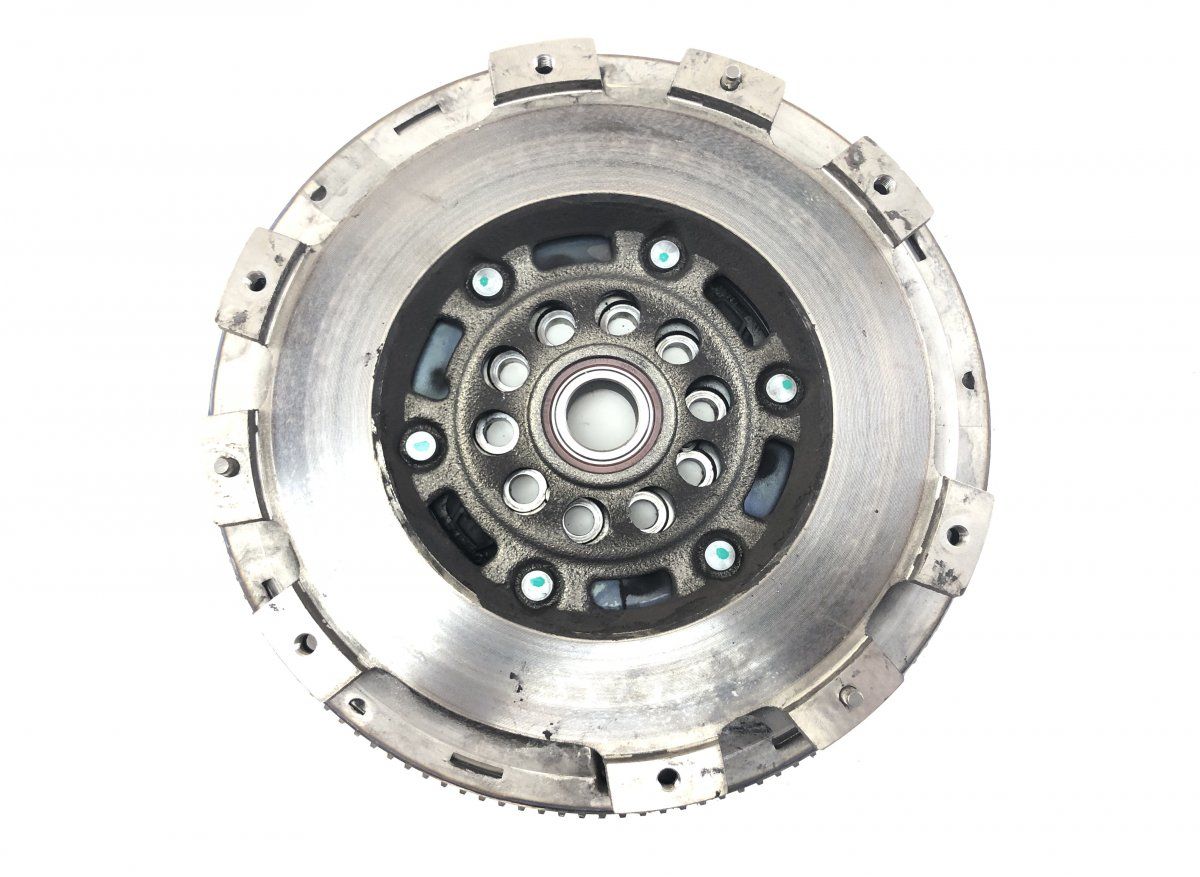 32240762 Flywheel VOLVO XC40 / EX40 / EC40 (536, 539) (2017-)