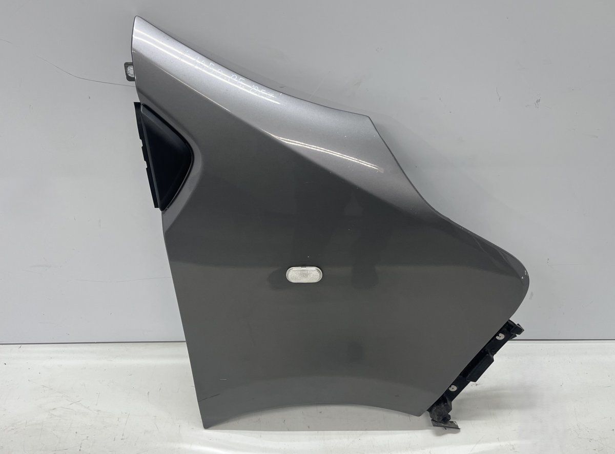 93455813 Fender Front Right OPEL VIVARO B (2014-2018)