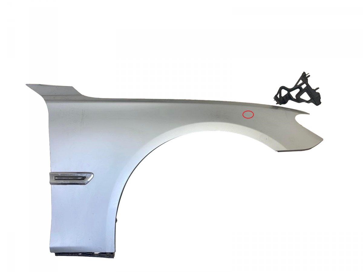 7261462 Fender Front Right BMW 7 (F01, F02) (2008-2016)