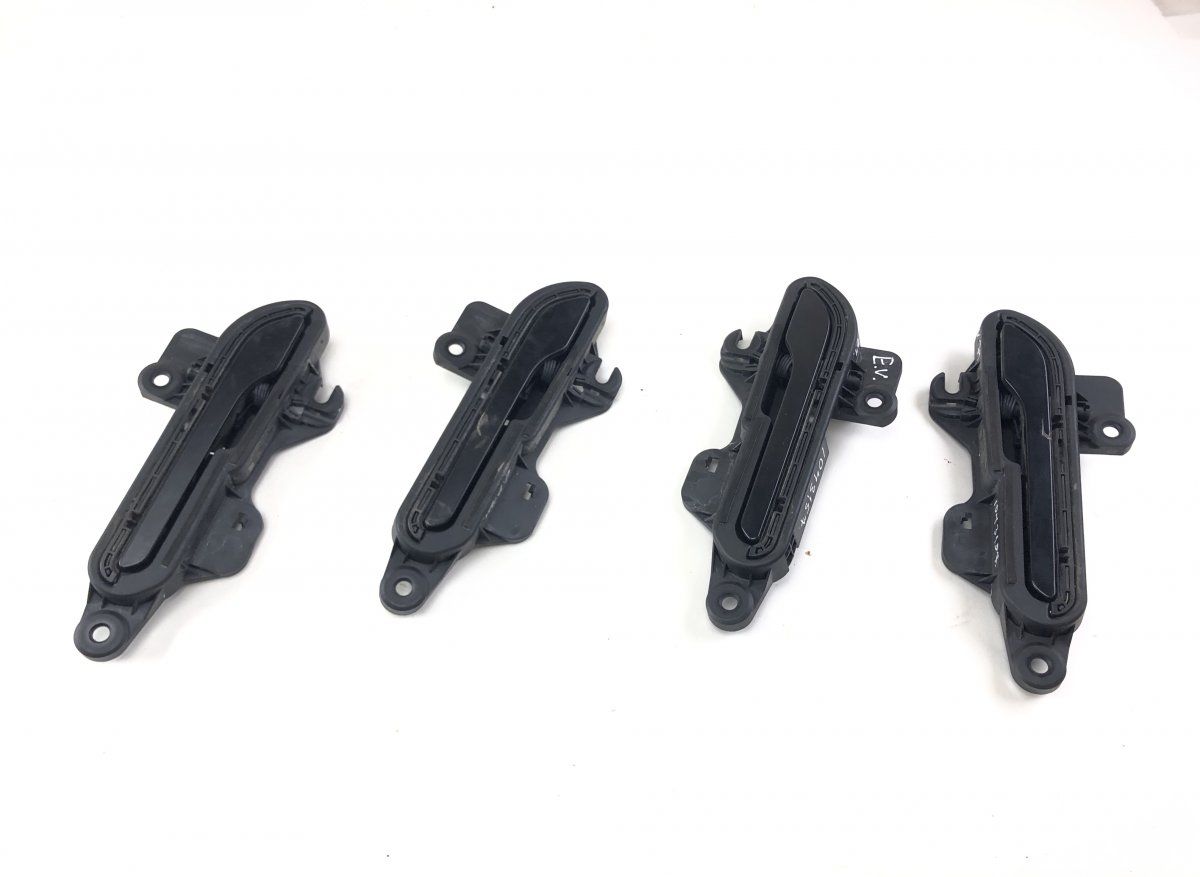 152811400D Door Handle Exterior Front Left TESLA MODEL 3 (2017-)