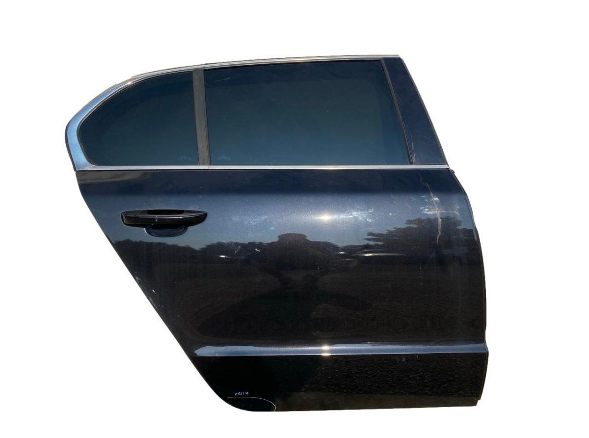 3T5833056 Door Rear Right SKODA SUPERB II (3T4, 3T5) (2008-2015)