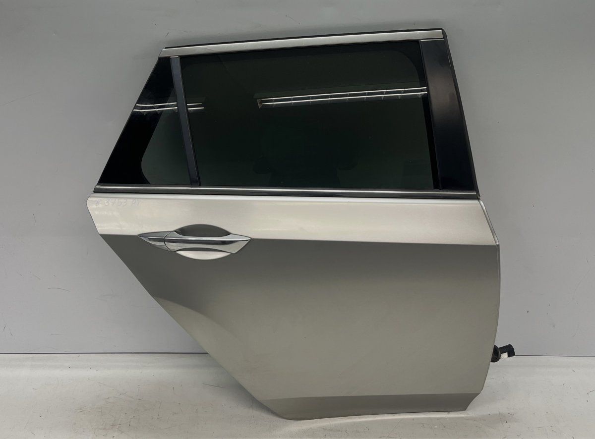 67510TL4000ZZ 67611TL0300ZZ Door Rear Right HONDA ACCORD VIII (CP, CU) (2007-2015)