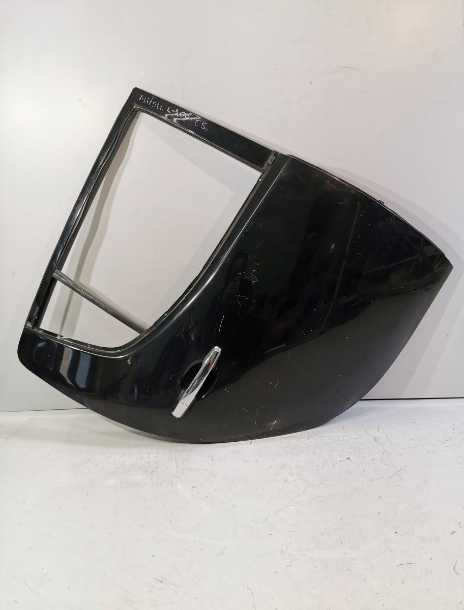 5730B132 Door Rear Right MITSUBISHI L200 IV / TRITON (KA, KB) (2005-2015)