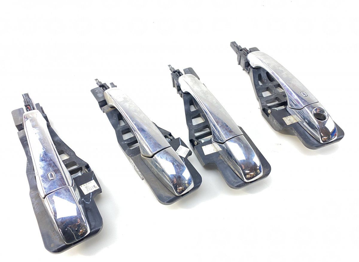 68083849AD 68083852AD 55113686AG 68078959AE Door handle exterior set JEEP GRAND CHEROKEE IV (WK, WK2) (2010-2021)