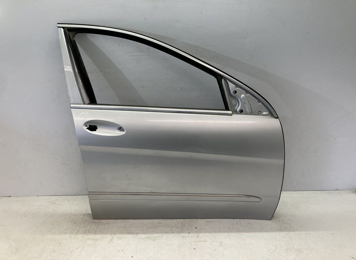 A2517200205 Door Front Right MERCEDES-BENZ R-CLASS (W251) (2006-2013)