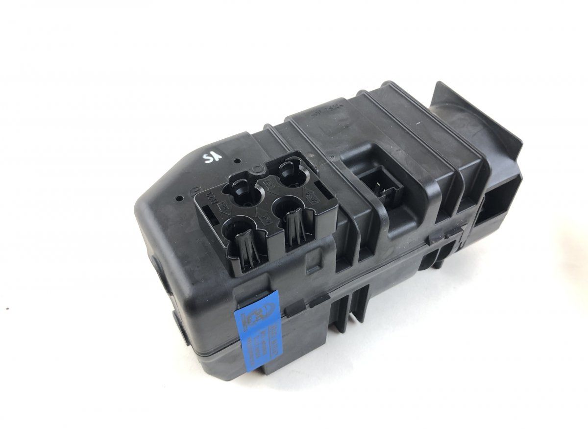 0132006375 0132006408 0132006387 0132006398 0132006402 Central Locking Vacuum Pump MERCEDES-BENZ S-CLASS (W221) (2005-2013)