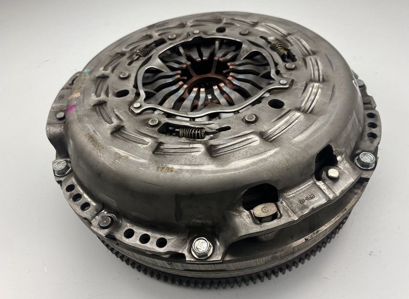 1120A295 2300A060 Clutch set MITSUBISHI L200 V / TRITON (KJ, KK, KL) (2014-2023)