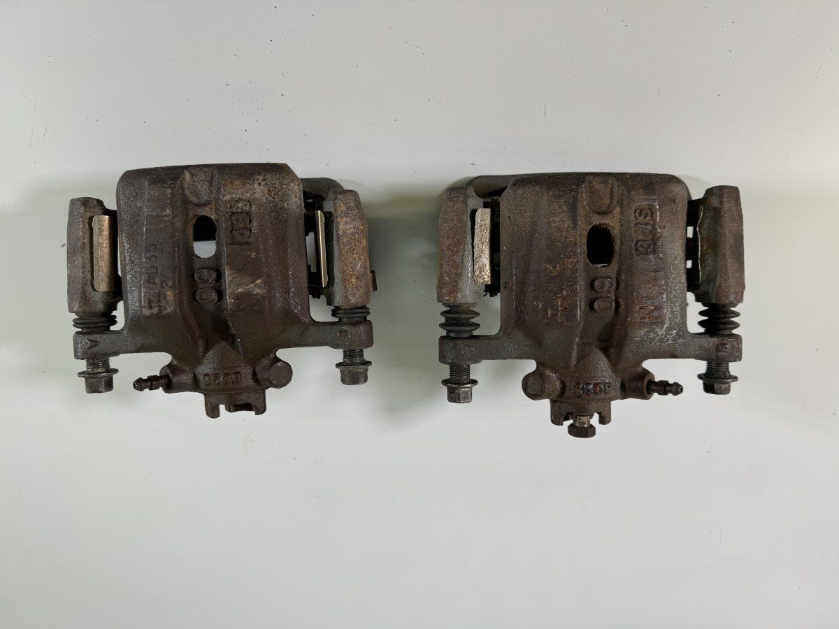 Brake caliper rear  right MITSUBISHI LANCER (CS, CT) (2000-2013)