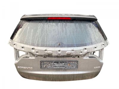 737002P550 Багажник / задна врата KIA SORENTO II (XM) (2009-2015)