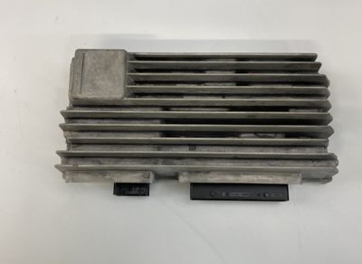 8T1035223A Audio amplifier AUDI A5 (B8) (2007-2016)