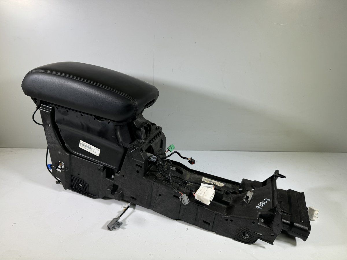 C01347009BL C01348003BL Armrest front JEEP GRAND CHEROKEE IV (WK, WK2) (2010-2021)