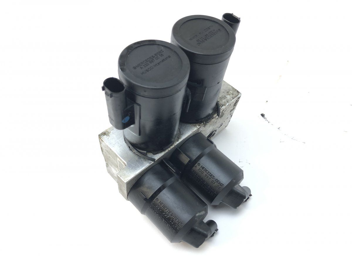 A2203200358 A2203201258 Air suspension / self-levelling suspension, other MERCEDES-BENZ SL-CLASS (R230) (2001-2012)