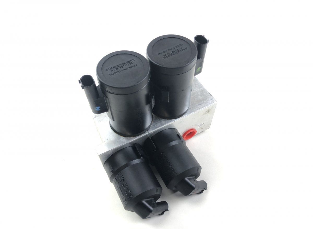 A2203200358 A2203201258 Air suspension / self-levelling suspension, other MERCEDES-BENZ SL-CLASS (R230) (2001-2012)