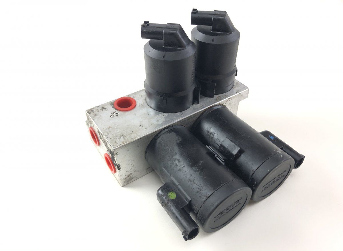 A2203200358 A2203201258 Air suspension / self-levelling suspension, other MERCEDES-BENZ SL-CLASS (R230) (2001-2012)