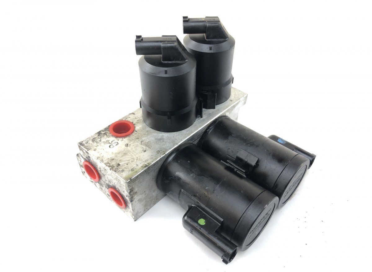 A2203200358 A2203201258 Air suspension / self-levelling suspension, other MERCEDES-BENZ SL-CLASS (R230) (2001-2012)