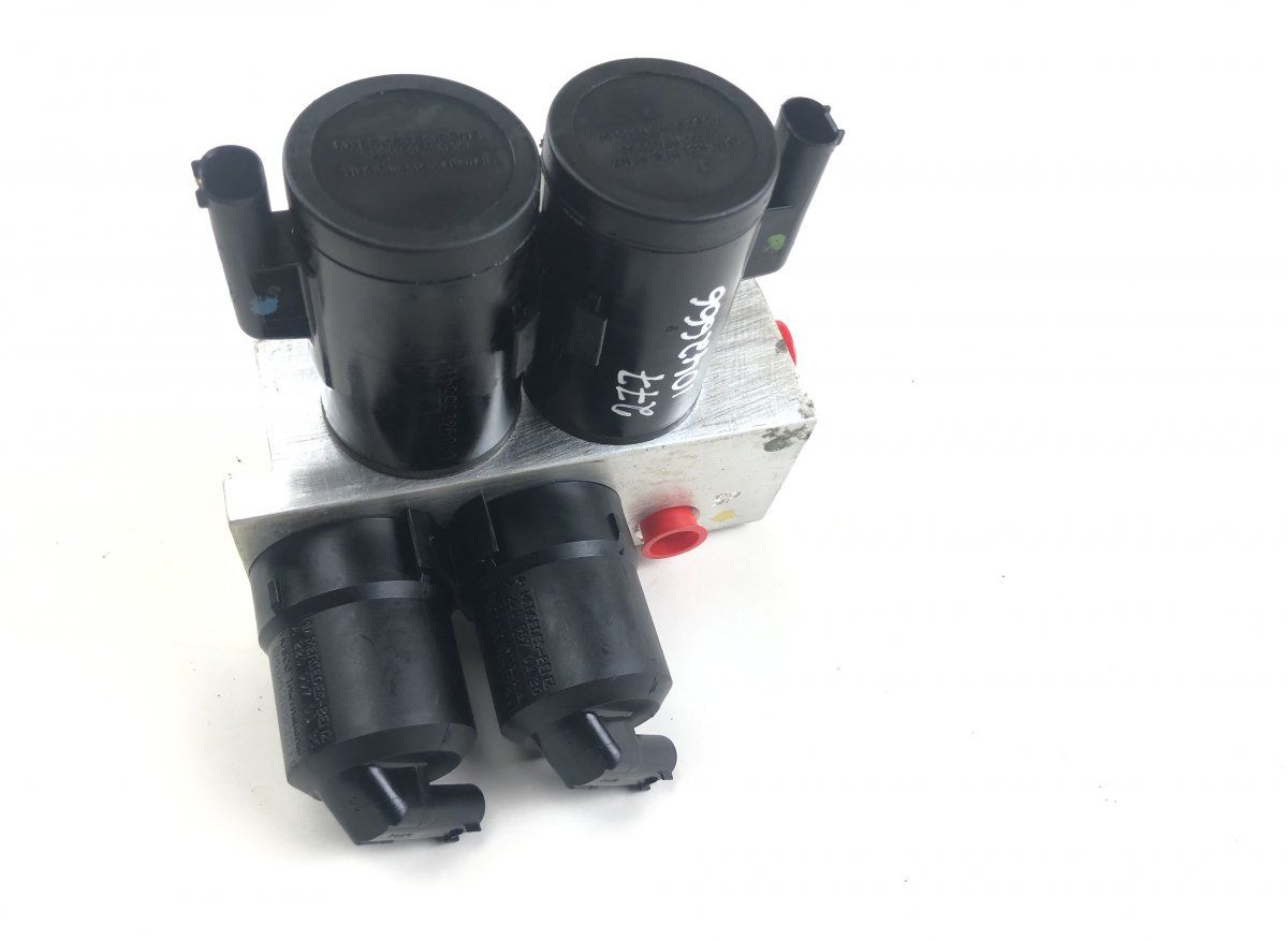 A2203200358 A2203201258 Air suspension / self-levelling suspension, other MERCEDES-BENZ SL-CLASS (R230) (2001-2012)