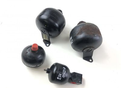 A2203270115 A2203270215 A2203200415 Accumulateur de charge à ressort pneumatique avant gauche MERCEDES-BENZ CLASSE SL (R230) (2001-2012)