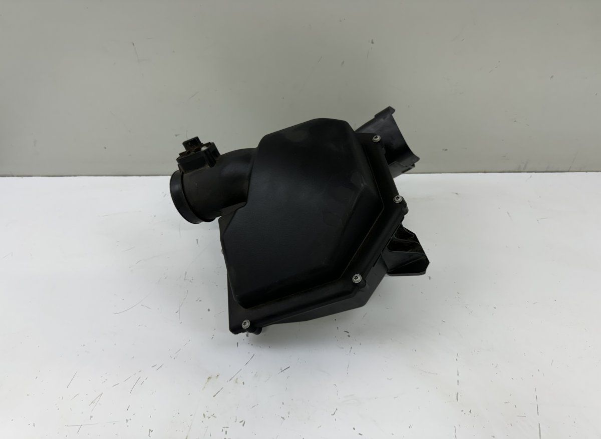7846268 70548987 13717847491 70553042 Air Cleaner (filter box) BMW 3 (F30, F31, F34, F80) (2011-2019)