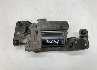 3722677547902 677547902 Air Suspension Compressor BMW X5 (E70) (2007-2013)
