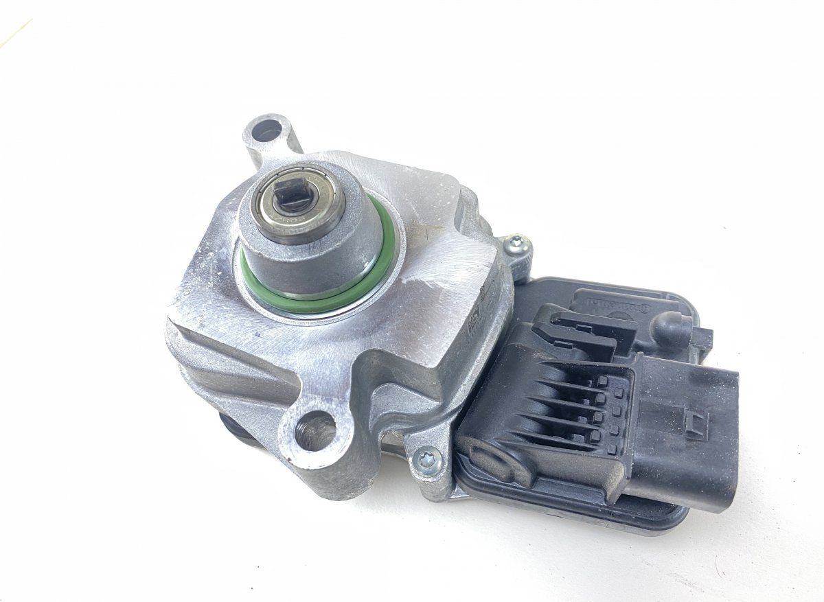 A2C74190606 Transfer box actuator motor PORSCHE MACAN (95B) (02.14-)