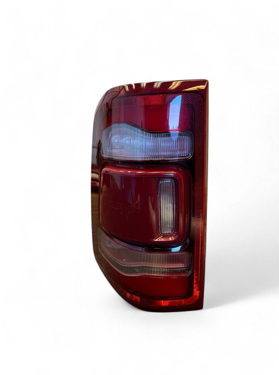 P68262531AH 68262531AH K68262531AH Tail light left RAM 1500 Crew Cab Pickup (DT)(2018-)