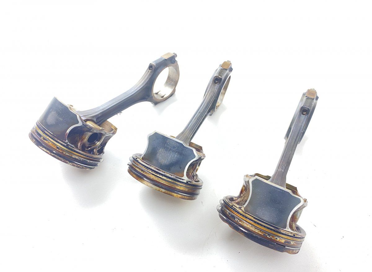 A2740303400 A2740302417 Piston Kit MERCEDES-BENZ C-CLASS (W205) (2013-2021)