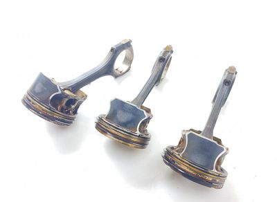 A2740303400 A2740302417 Комплект поршней MERCEDES-BENZ C-CLASS (W205) (2013-2021)